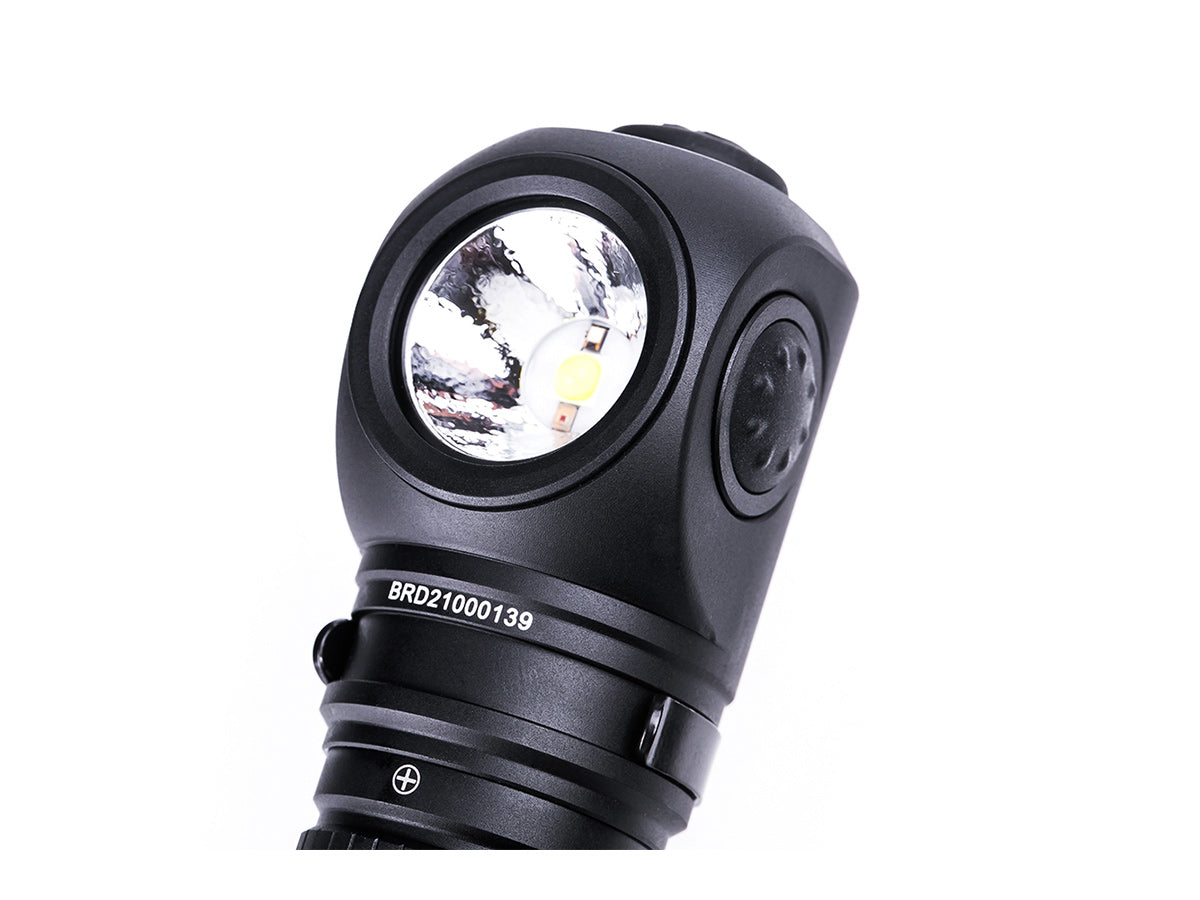 Linterna LED en ángulo Nextorch P10 1400lm
