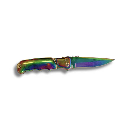 Cuchillo de metal anodizado con mango ergonómico. Hoja de 9cm.